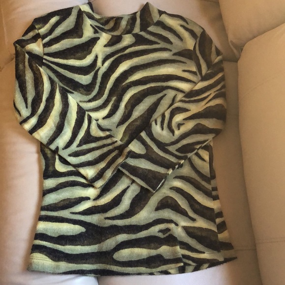 Animal print sweater - Picture 6 of 10